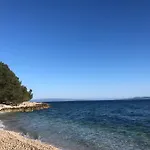 Mira Апартаменти
