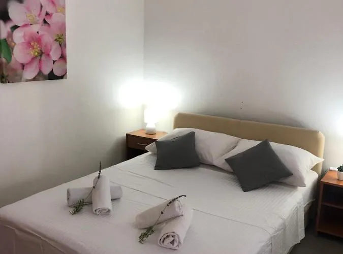 Apartament Mira